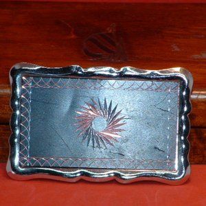 Diamond Cut Design Belt Buckle